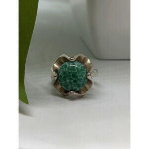 Vintage 925 Sterling Silver Green Peking Glass Stone Ring Size 6